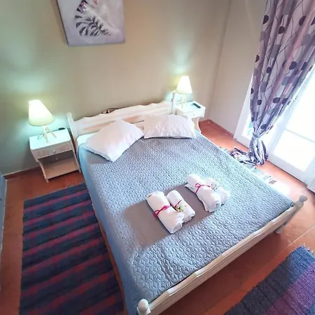 Calondri 2 In Achilleion Region Appartement *
